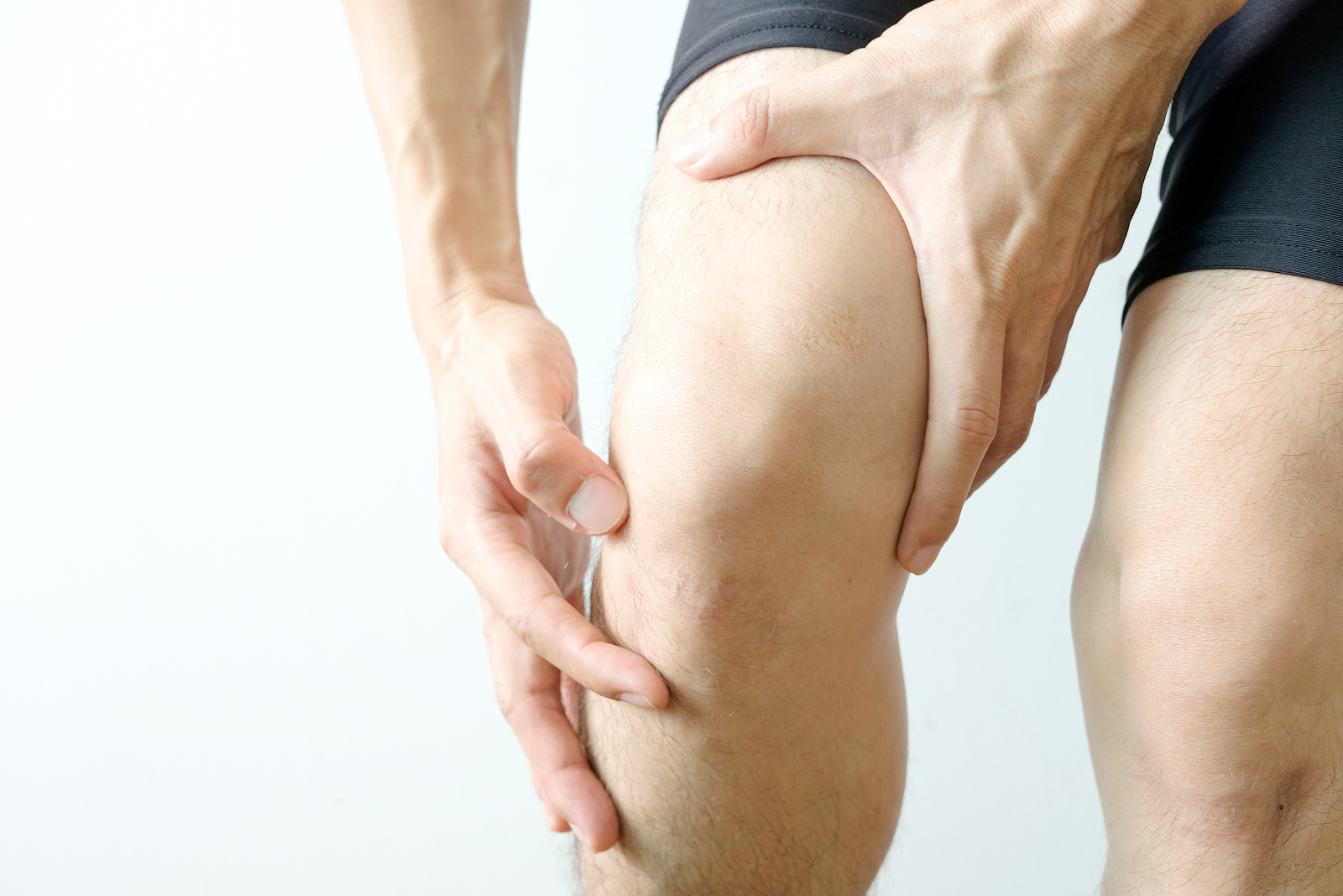 how to avoid knee pain while cycling